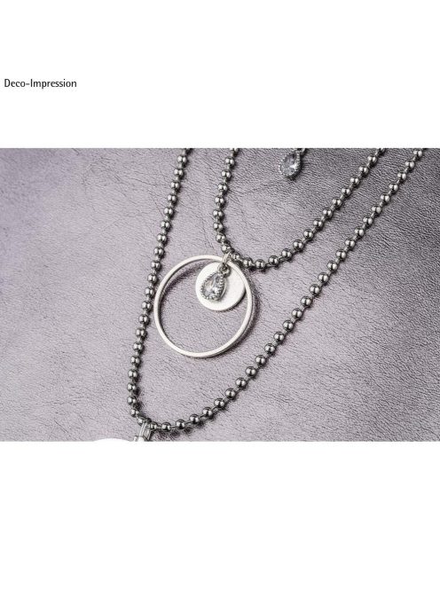 Mini fémfüggő, strasszos csepp, ezüst, 4,5x6,5mm, 2 db