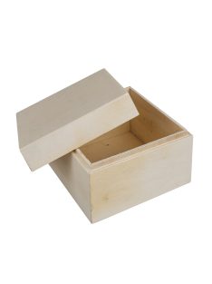 Fadoboz tetővel, 12x12x9cm