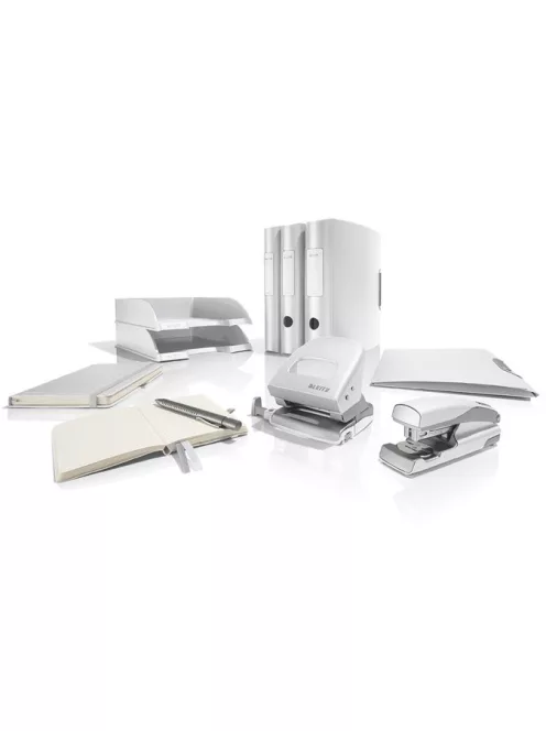 LEITZ Iratrendező, 82 mm, A4, PP, LEITZ "180 Active Style", kristályfehér