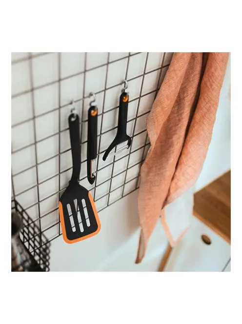 FISKARS Zöldséghámozó, FISKARS