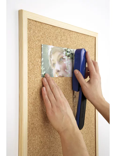 Tűzőgép B 4 FC, 50 lap FlatClinch, 24-26/6-8 SUPER, kék