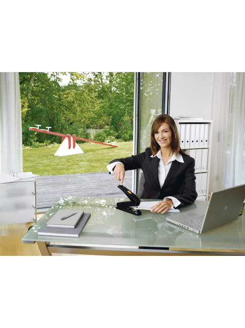 Tűzőgép B 8FC PoD, 50 lap Flat Clinch, 24/6-8 SUPER, fényes fekete