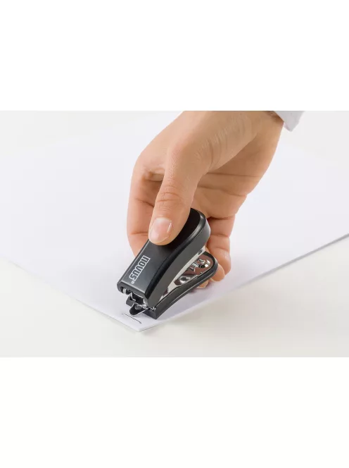 Tűzőgép Mini, 12 lap, 24-26/6, bliszter, fényes fekete