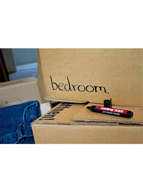 EDDING Alkoholos marker, 1-5 mm, vágott, EDDING "330", fekete